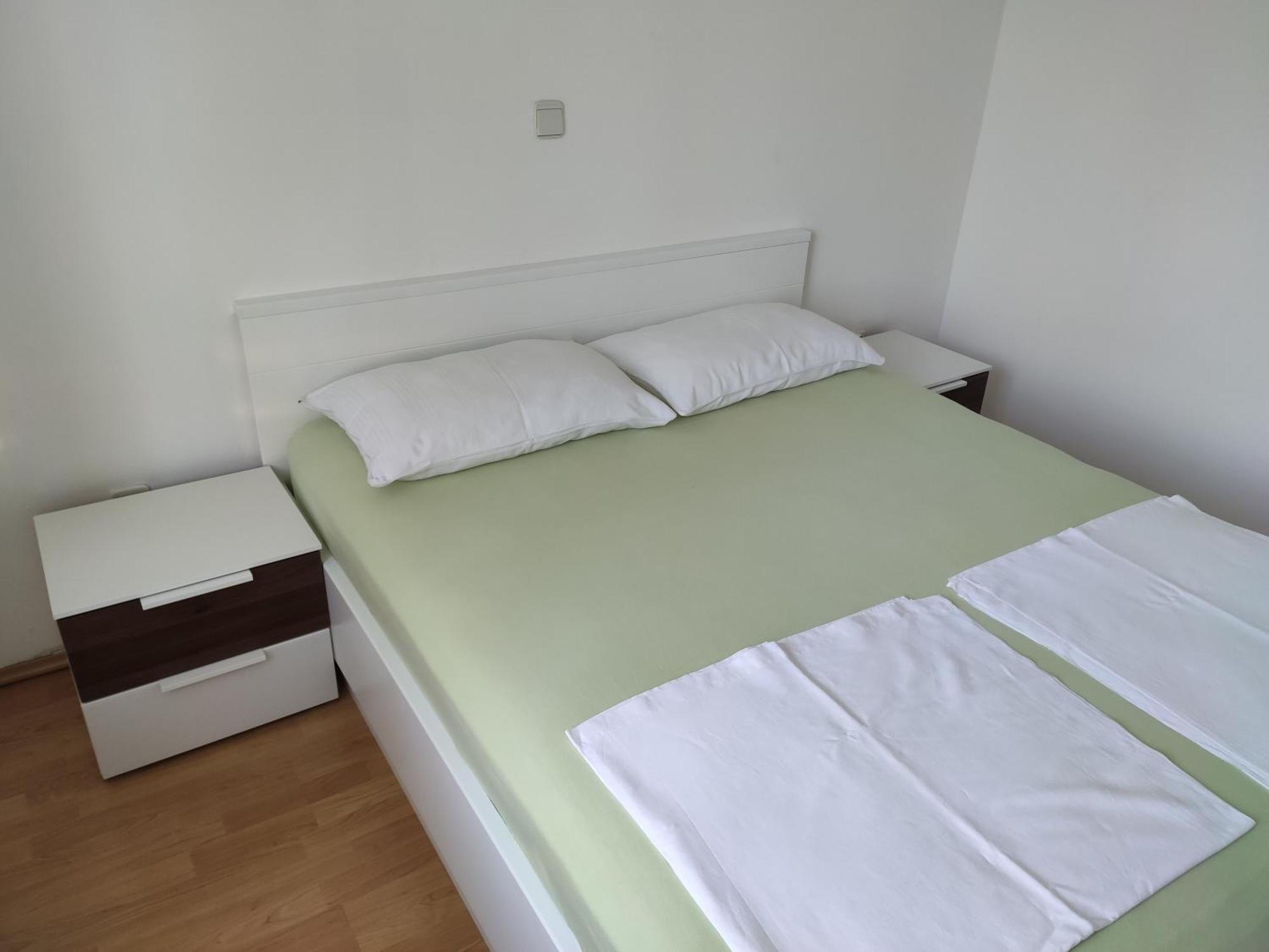 Apartment With Private Garden And The Terrace Ev Station Available ซริกเวนิซา ภายนอก รูปภาพ
